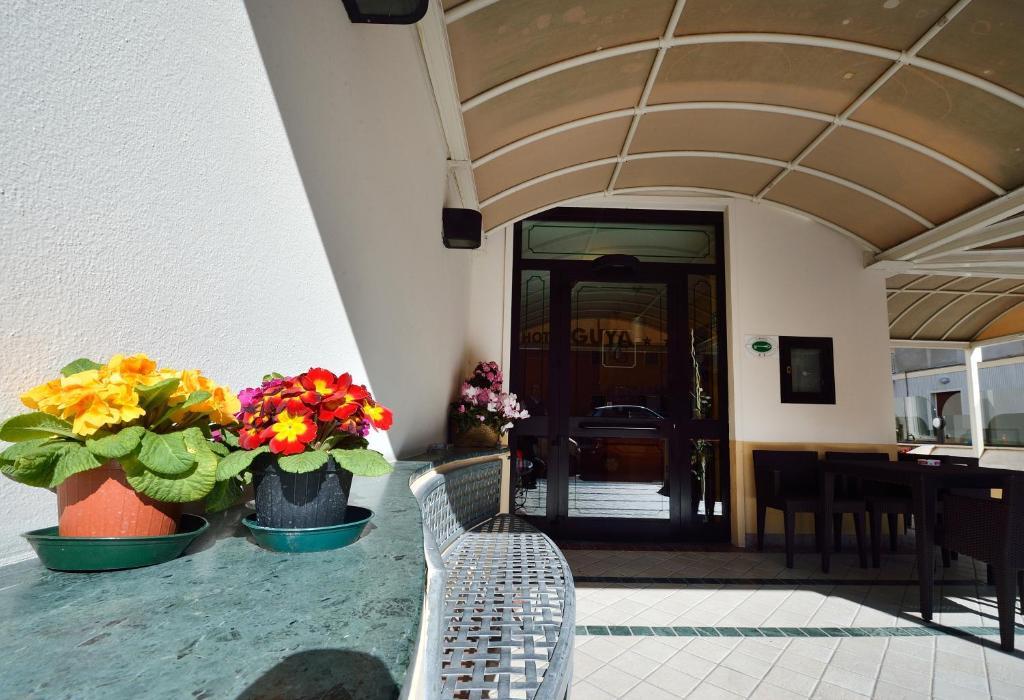 Hotel Guya Varazze Bagian luar foto